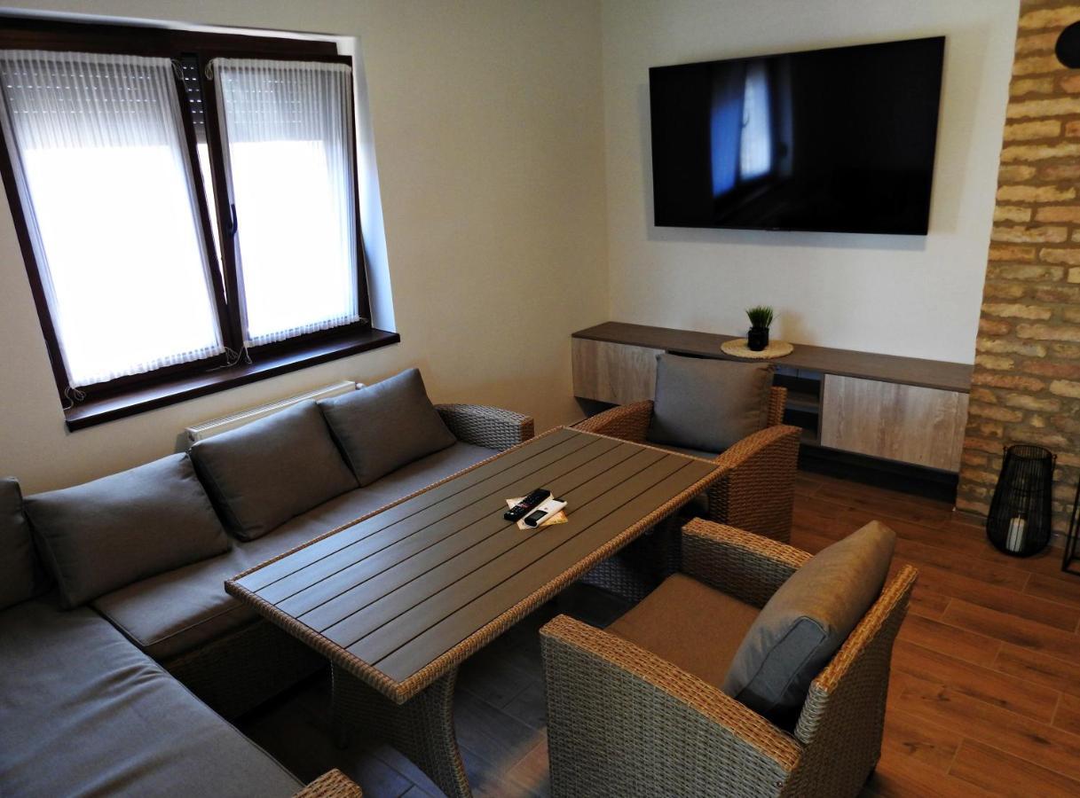 Kukorica Csarda Apartman 2 Balatonujlak Экстерьер фото
